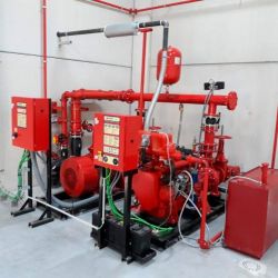 Habitación con instalación de sistema contra incendios